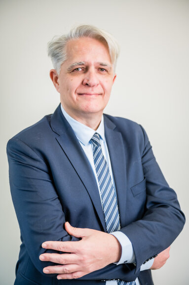 dr hab. Jarosław Plichta, prof. UEK
